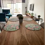 아파트 Apartament *